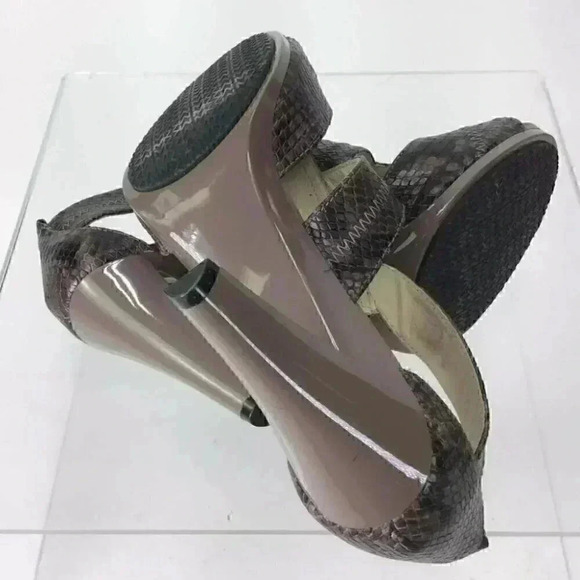 EUC Michael-Michael Kors Snakeskin T Strap Sandals sz  9 - Picture 5 of 6